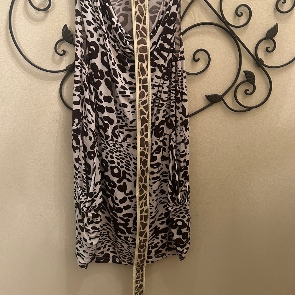 6 summer dresses sizes 14 or XL - sizes in photo